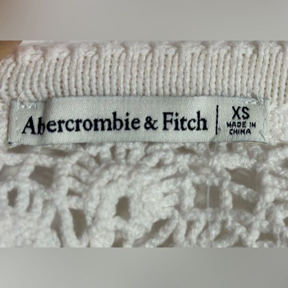 ABERCROMBIE AND FITCH Crochet-Style‎ Floral Lace Tee, Size XSMALL - Picture 12 of 13